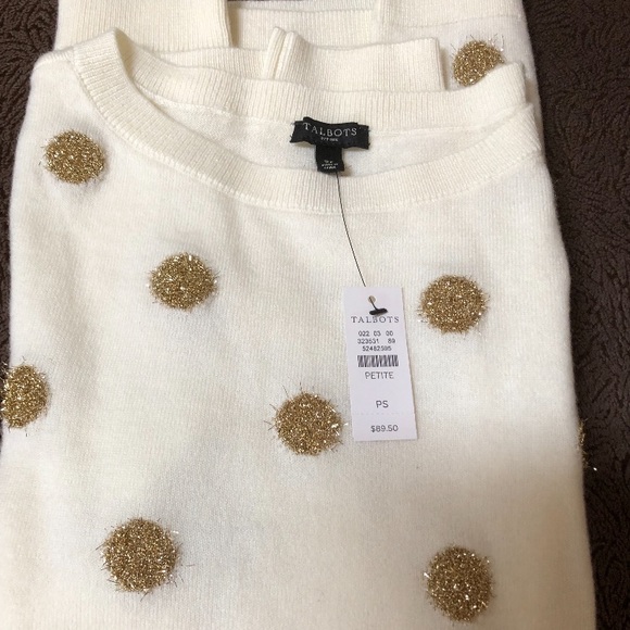 Festive Cozy Sweater - Picture 2 of 5